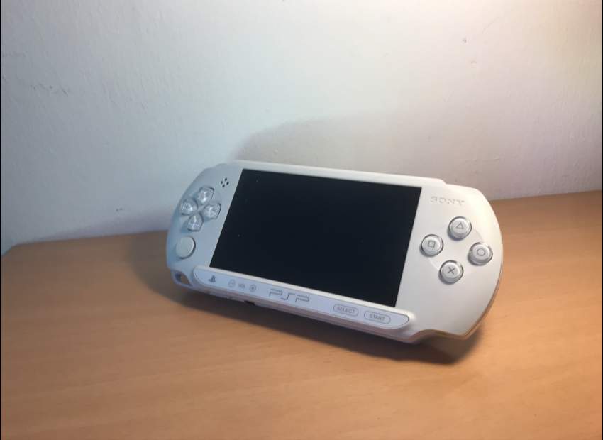 SONY PSP - 2 - All electronics products  on Aster Vender