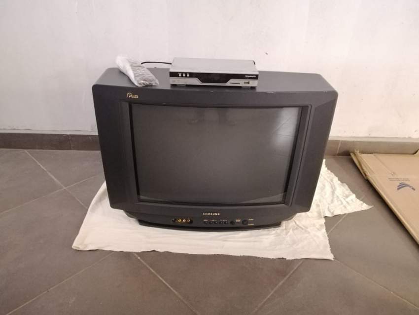 TV - SAMSUNG - 26