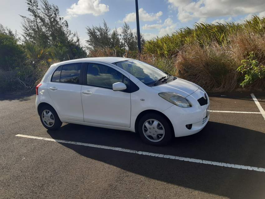 Toyota Vitz 07 - 2 - Compact cars  on Aster Vender