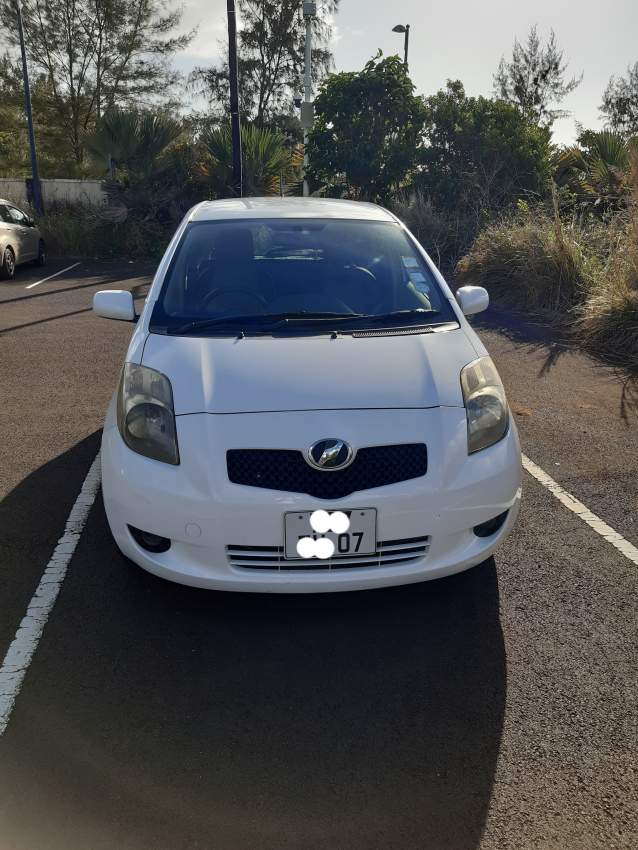 Toyota Vitz 07 - 0 - Compact cars  on Aster Vender