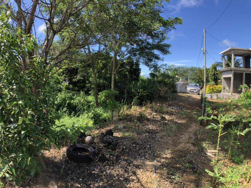 For Sale - Residential Land 858 m2 - Ecroignard - 4 - Land  on Aster Vender