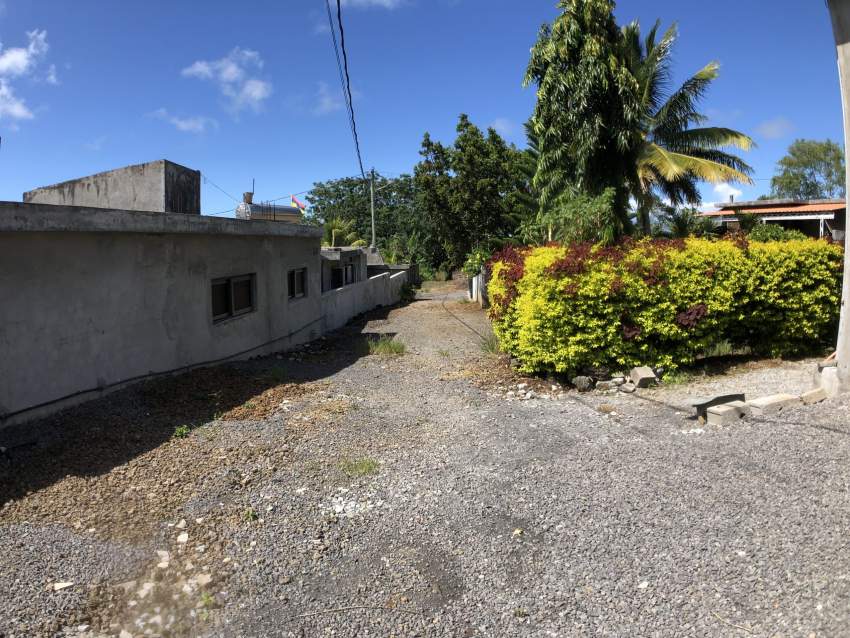 For Sale - Residential Land 858 m2 - Ecroignard - 2 - Land  on Aster Vender