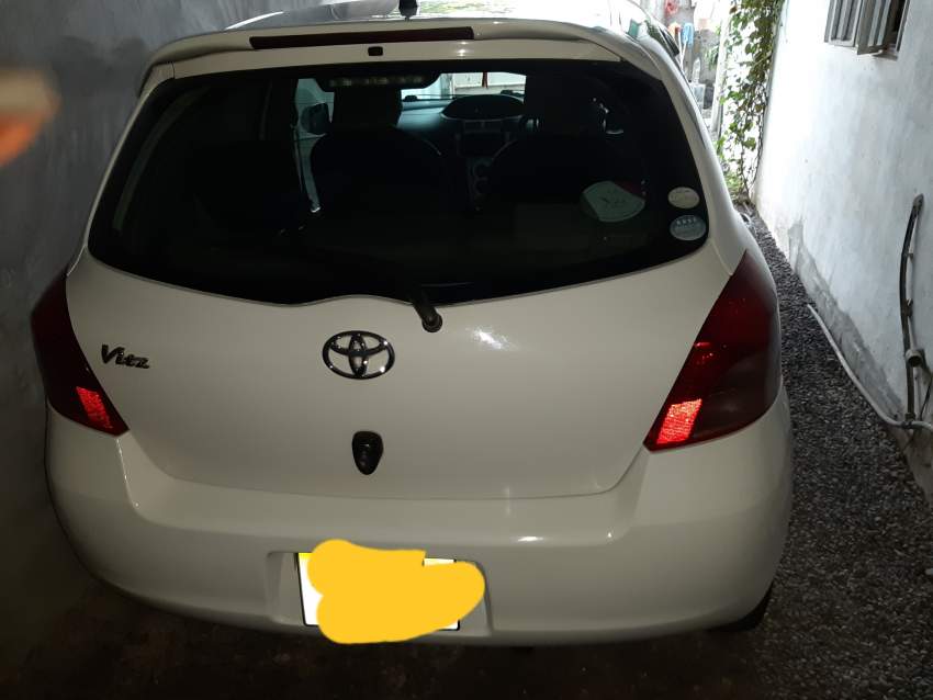 Toyota vitz 1290cc - 5 - Compact cars  on Aster Vender