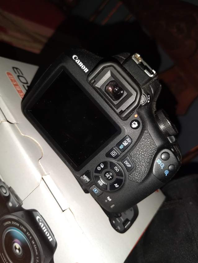 canon eds2000d