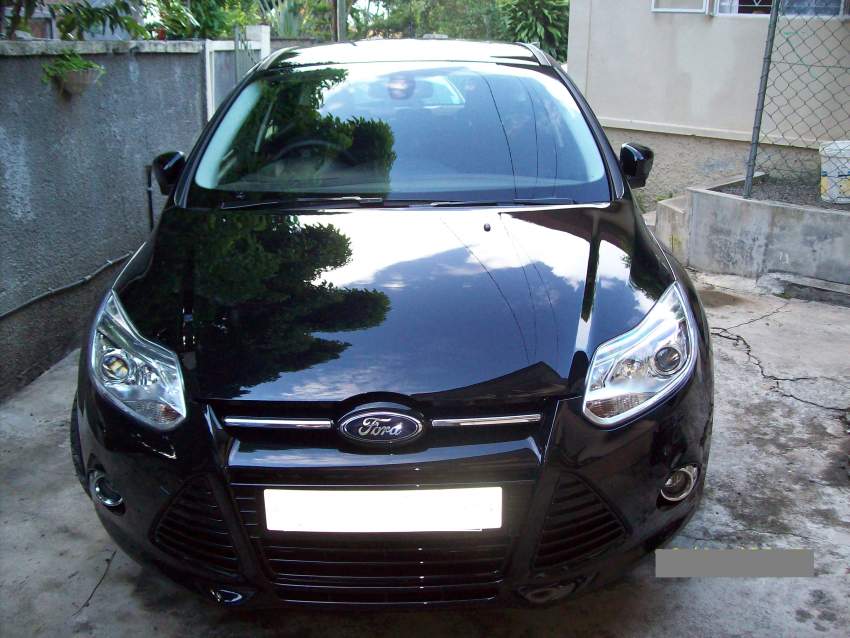 Ford Focus Titanium - 1 - Family Cars  on Aster Vender