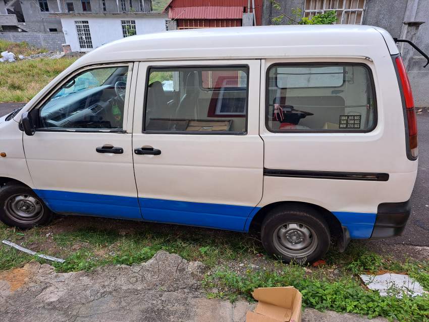 Toyota Townace 2.0Lt - 2 - Cargo Van (Delivery Van)  on Aster Vender