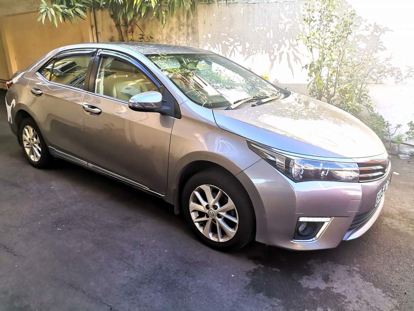 Toyota Corolla 2015  - 1 - Family Cars  on Aster Vender