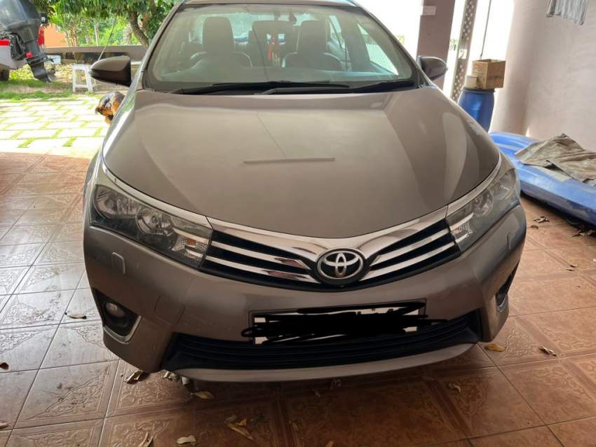 Toyota corolla 2015 - 1 - Family Cars  on Aster Vender