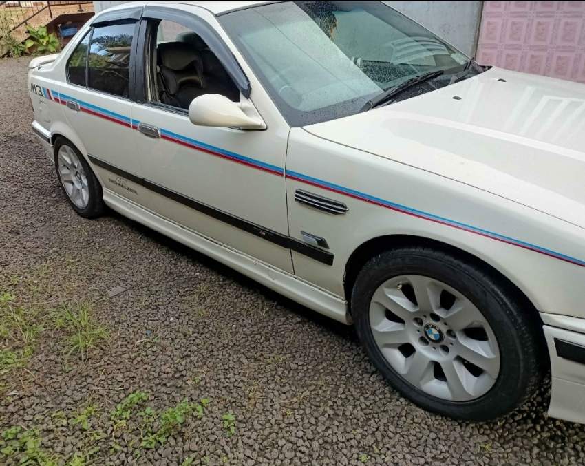 Bmw 316i E36 - 4 - Luxury Cars  on Aster Vender