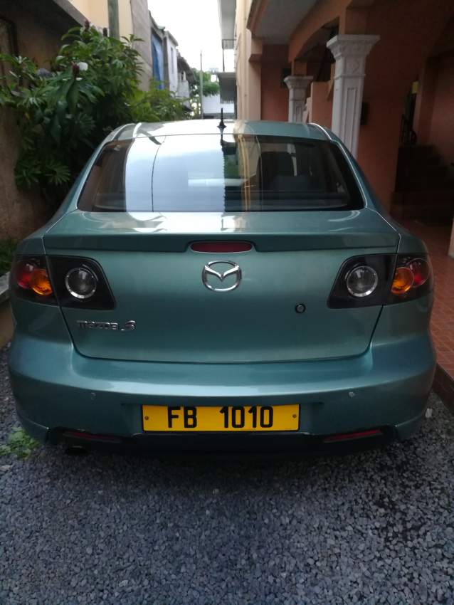 Mazda 3 yr 2004 - 1 - Family Cars  on Aster Vender