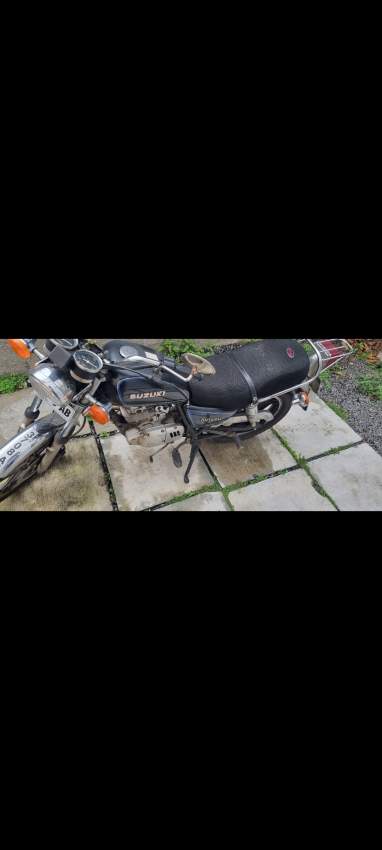 Suzuki GN 125 - 0 - Roadsters  on Aster Vender