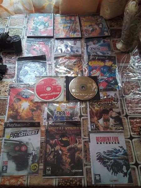 Urgent sale!! Playstation 2 for sale with many games. Call on 57651694 - 3 - PS4, PC, Xbox, PSP Games  on Aster Vender