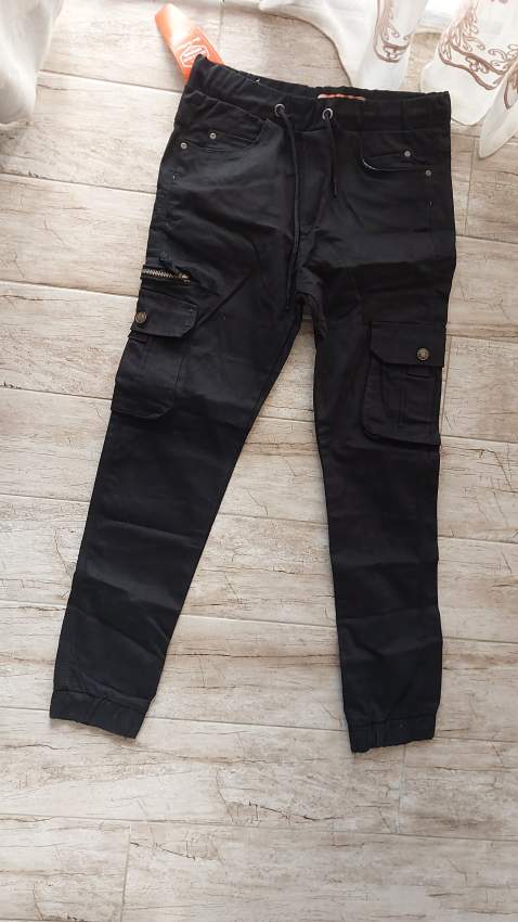 Cargo pant black (brand new ) size 32 - 1 - Pants (Men)  on Aster Vender