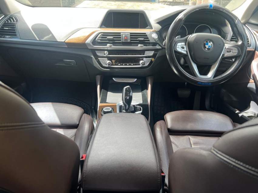 BMW X4 DRIVE 30i - 0 - SUV Cars  on Aster Vender