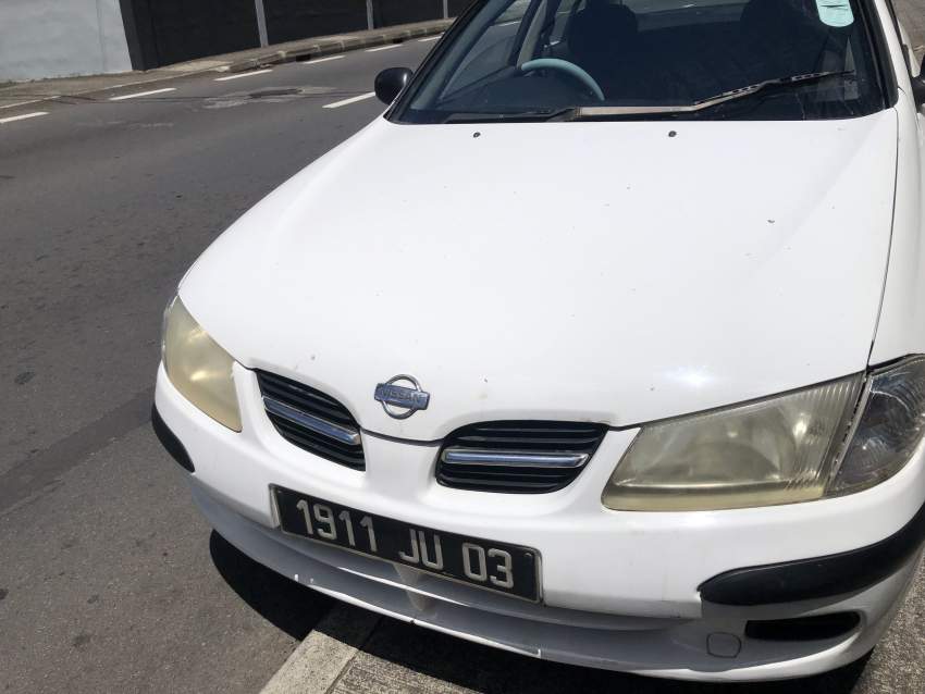 Nissan Sunny 2003 - 1 - Family Cars  on Aster Vender