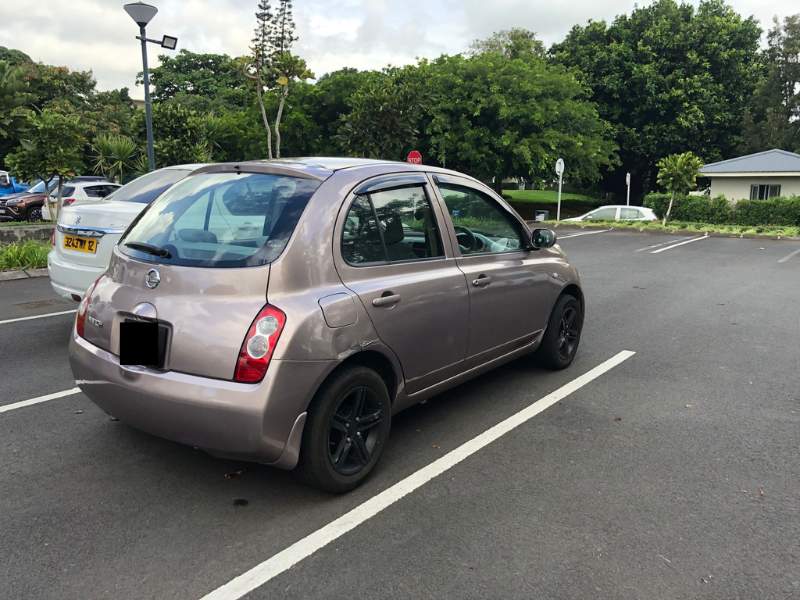 Nissan March AK12 Automatic - 0 - Compact cars  on Aster Vender