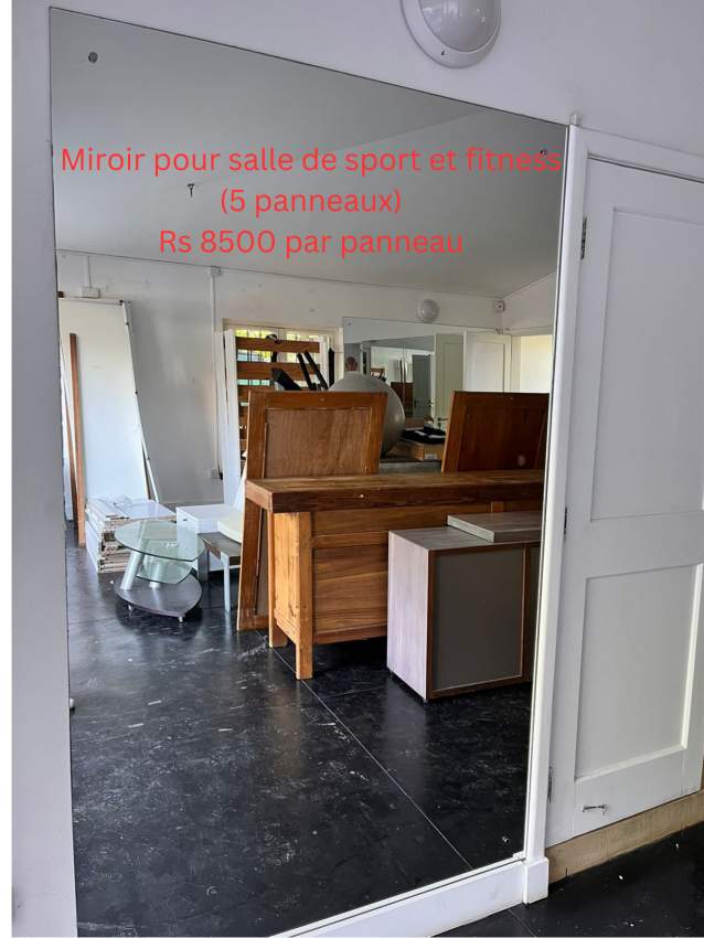 Miroir pour salle de sport et fitness (5 panneaux) - 0 - Fitness & gym equipment  on Aster Vender