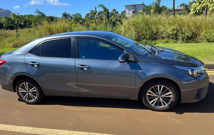 Toyota Corolla Altis ELEGANCE 2015 - 0 - Family Cars  on Aster Vender