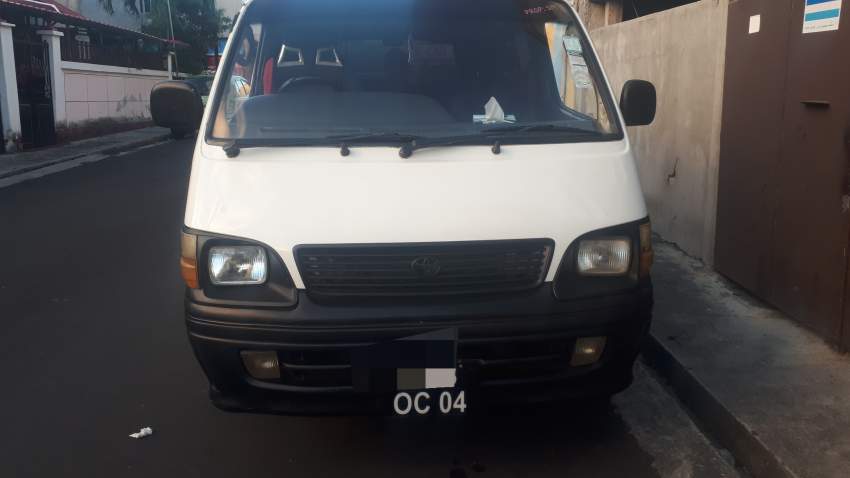 Van Toyota hiace for sale - 0 - Passenger Van  on Aster Vender