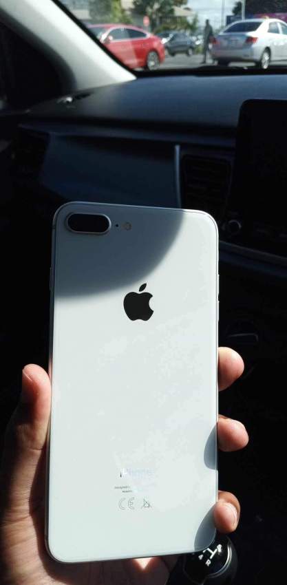 Iphone 8 plus 256gb à vendre - 1 - iPhones  on Aster Vender