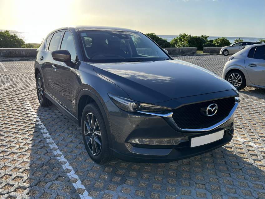 2018 Mazda CX-5 - 8 - SUV Cars  on Aster Vender