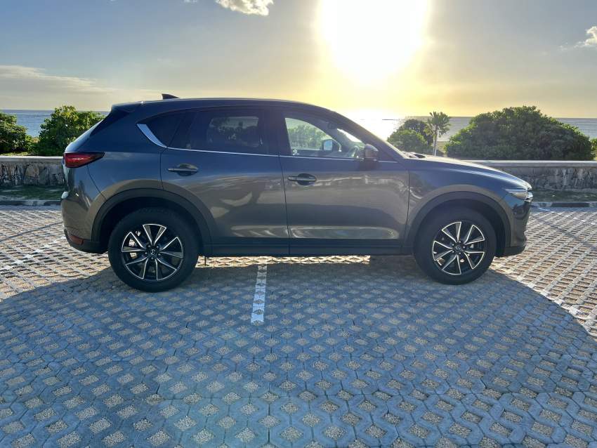 2018 Mazda CX-5 - 9 - SUV Cars  on Aster Vender