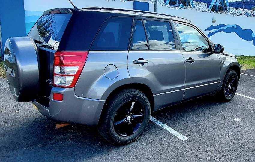 SUZUKI GRAND VITARA - 5 - SUV Cars  on Aster Vender