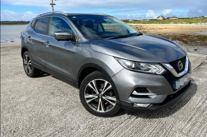 Nissan Qashqai Year 2018 - 0 - SUV Cars  on Aster Vender