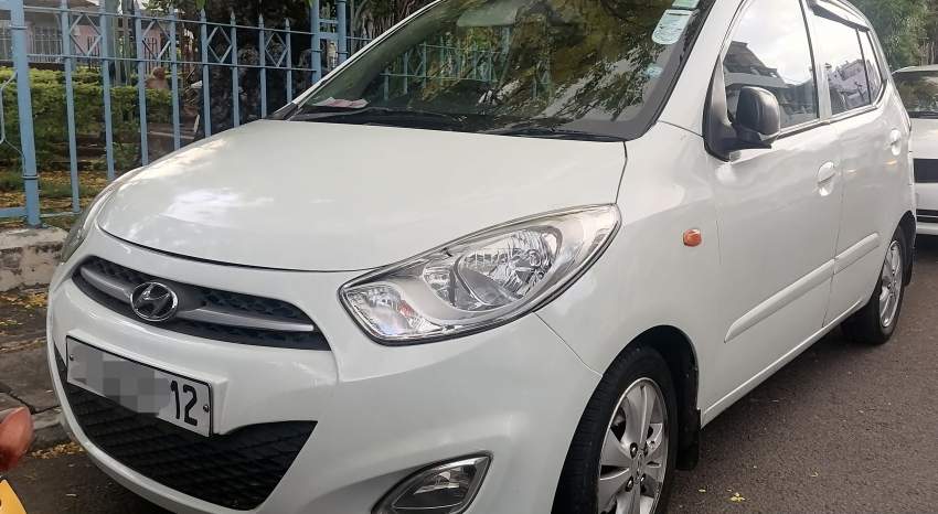 Hyundai I10 - 0 - Compact cars  on Aster Vender