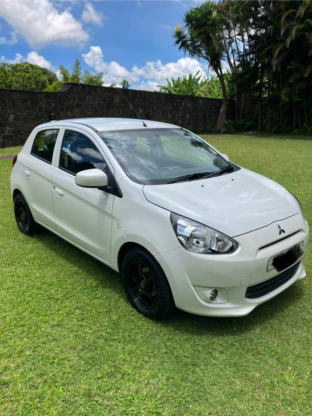 Mitsubishi Mirage1.2 L  yr 2014 - 0 - Compact cars  on Aster Vender