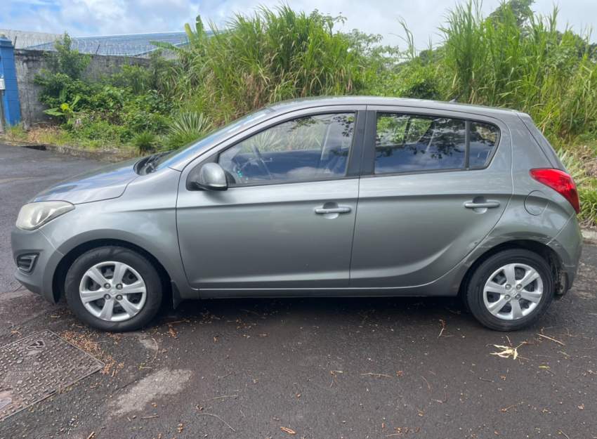 Hyundai i20 2014 - 1 - Compact cars  on Aster Vender