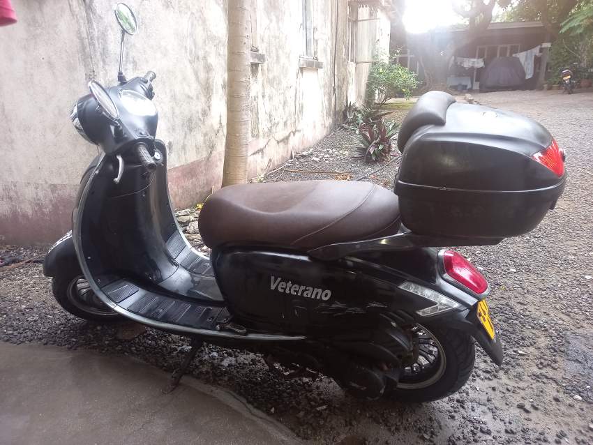 WYS VETERANO - 1 - Scooters (above 50cc)  on MauriCar