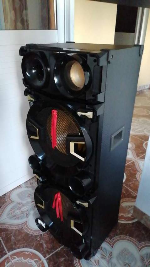 1 pair Ktronics speakers - 0 - Other Musical Equipment  on MauriCar