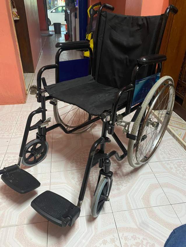 wheel chair - 1 - Health Products  on MauriCar