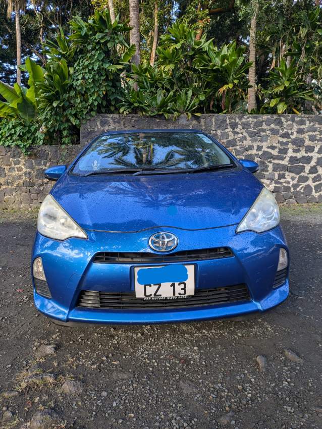 2013 Toyota Aqua A vendre. Rs 417,000 a debatre
