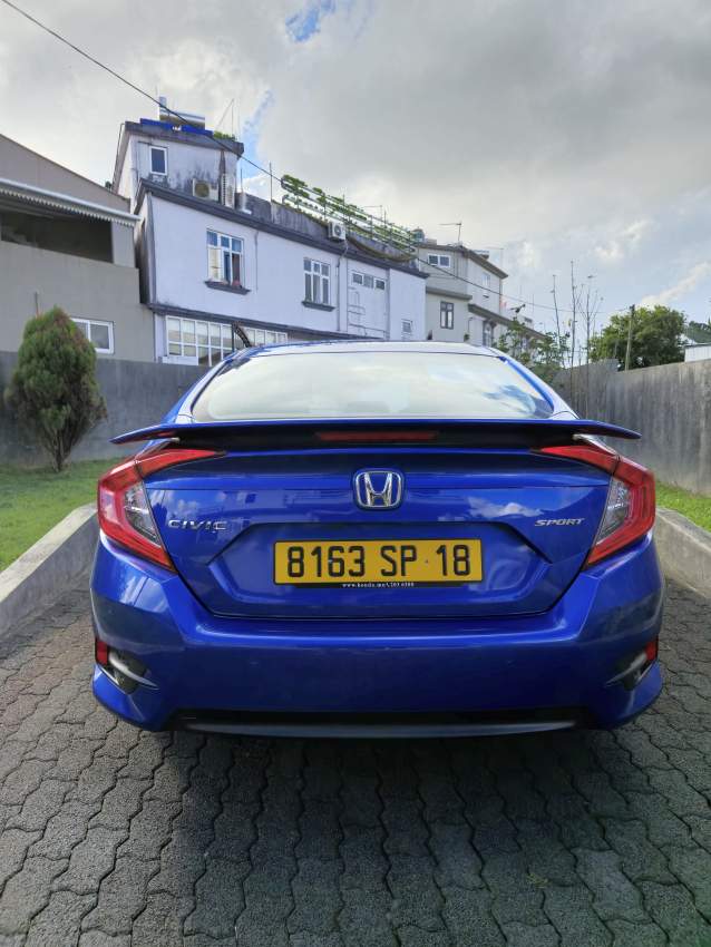 Honda Civic 1500cc Sport - 4 - Family Cars  on Aster Vender