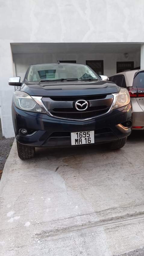 Mazda BT 50 - 4 - Pickup trucks (4x4 & 4x2)  on Aster Vender