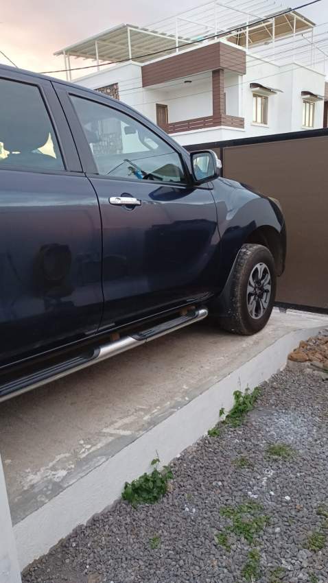 Mazda BT 50 - 0 - Pickup trucks (4x4 & 4x2)  on Aster Vender