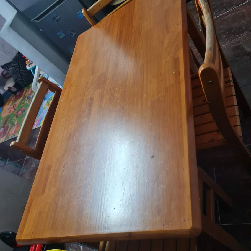 Table with 4 chairs - 2 - Others  on Aster Vender