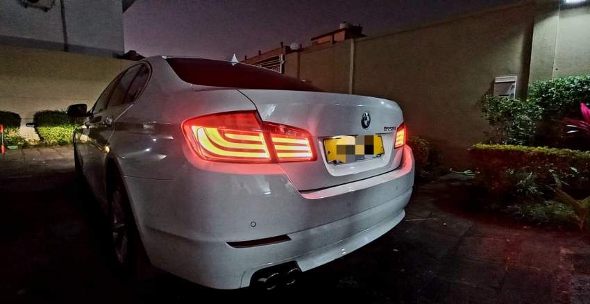 Bmw 528i F10 Year 2010 - 4 - Luxury Cars  on MauriCar