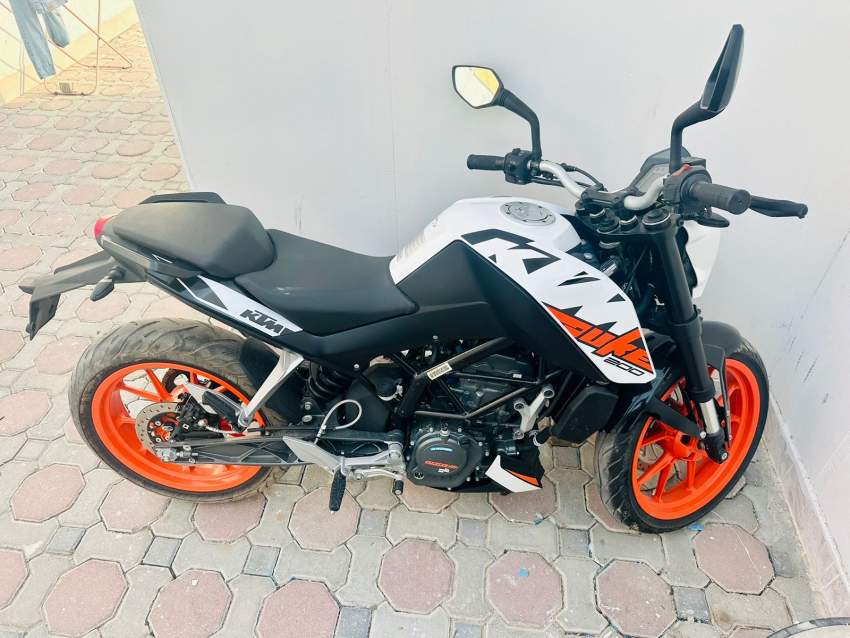 Duke KTM 200