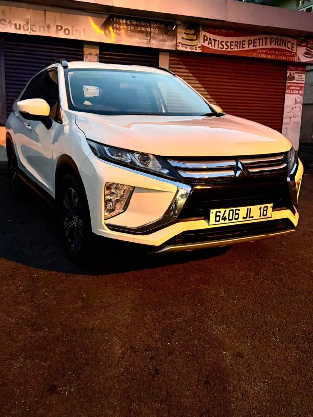 Mitsubishi Eclipse cross - 1 - SUV Cars  on Aster Vender