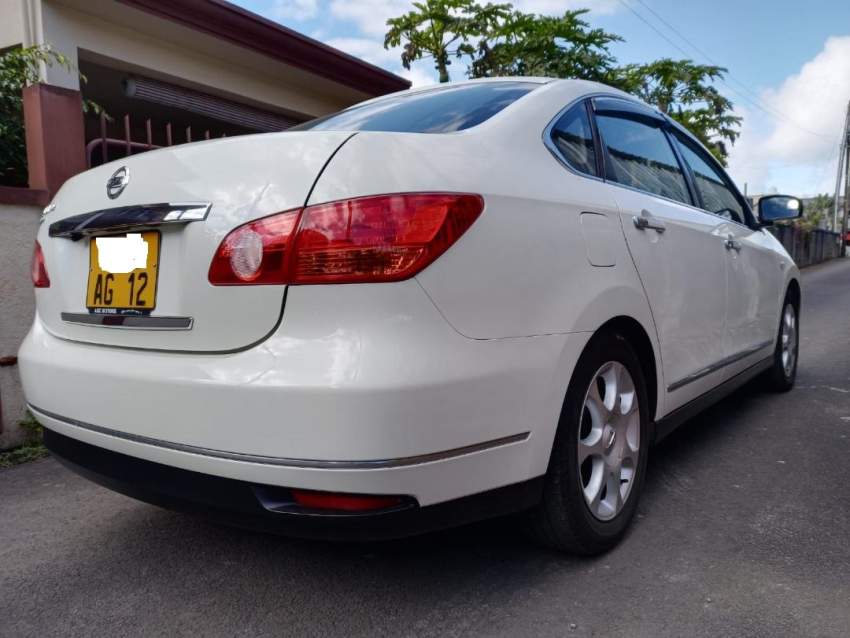 Nissan Bluebird Sylphy 2012 - 3 - Family Cars  on Aster Vender