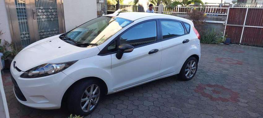 Ford Fiesta-2012 - 1 - Family Cars  on Aster Vender