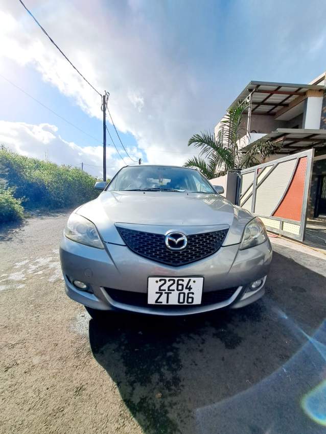 Mazda Alexa year 2006 - 2 - Family Cars  on MauriCar