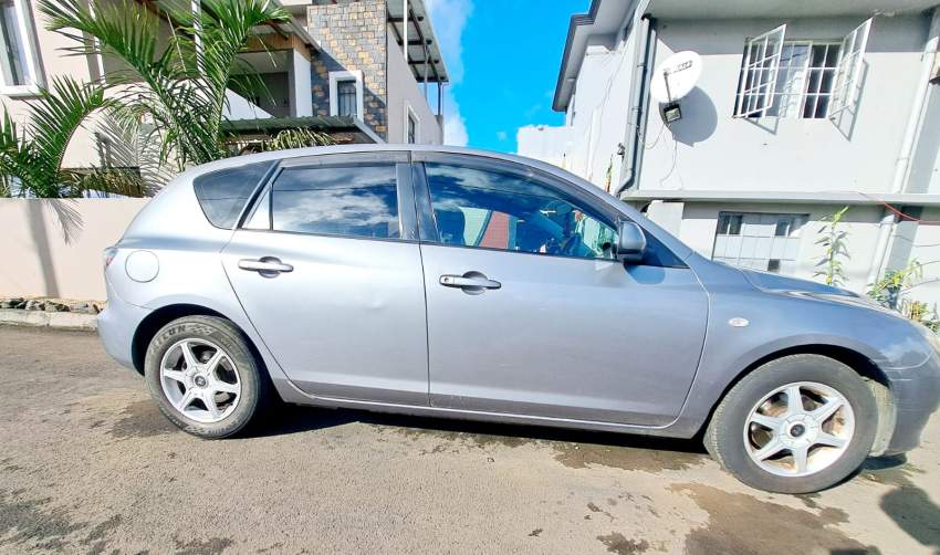 Mazda Alexa year 2006 - 1 - Family Cars  on MauriCar