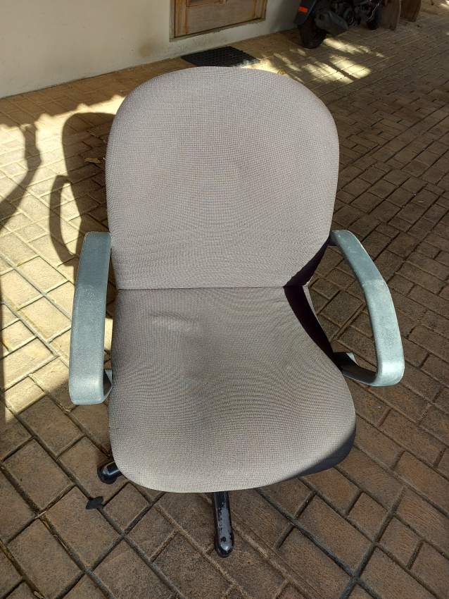 Adjustable Office Chair - 3 - Desk chairs  on MauriCar