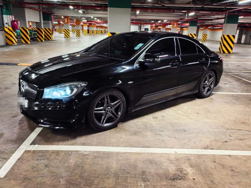 Mercedes CLA180Amg - 2 - Luxury Cars  on MauriCar