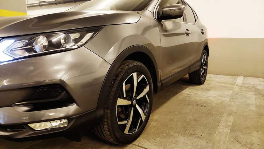 Nissan Qashqai - 3 - Family Cars  on Aster Vender