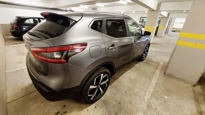 Nissan Qashqai - 2 - Family Cars  on Aster Vender